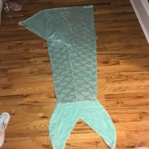 A blue mermaid tail blanket!